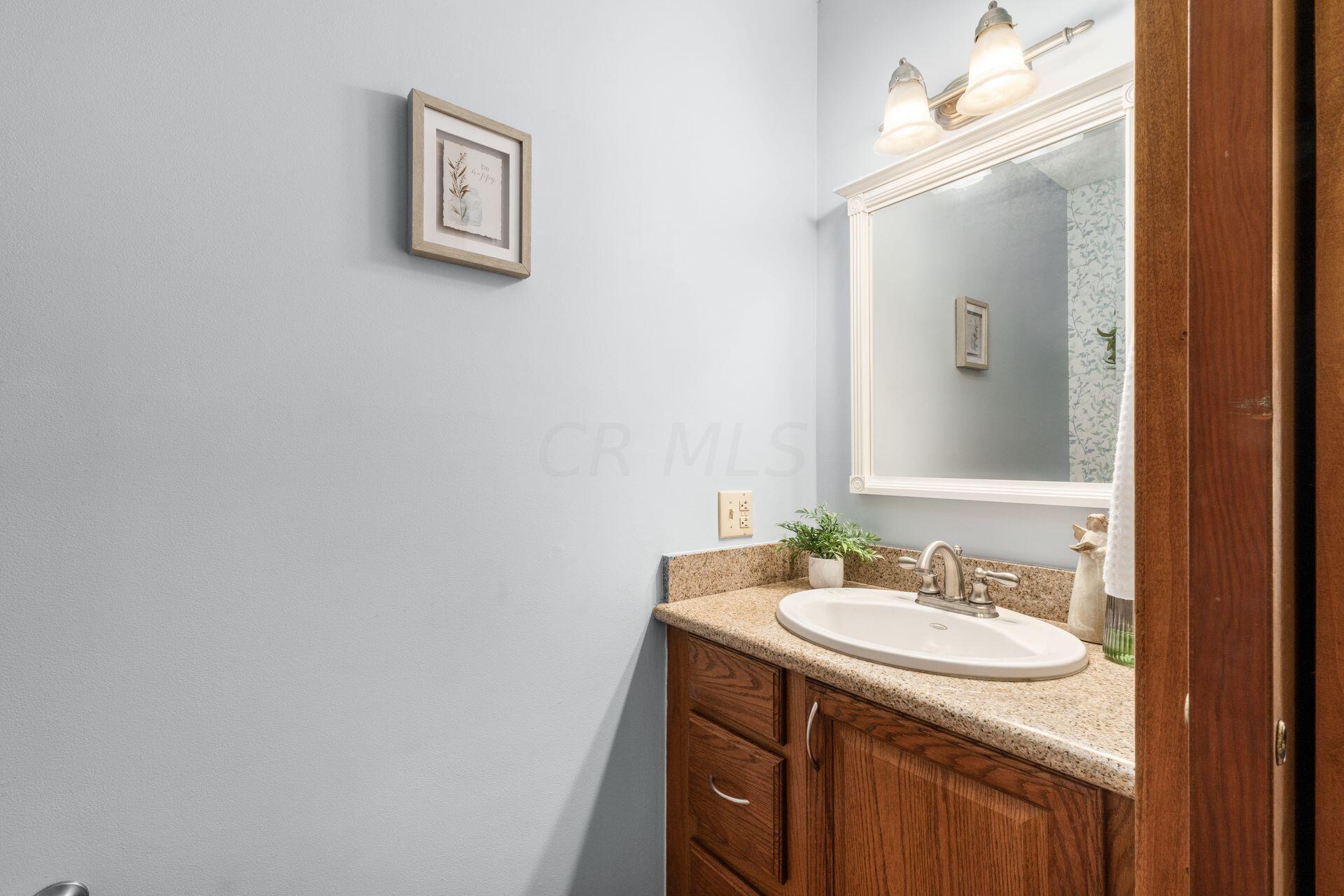 10950 Heimberger Road Northwest Baltimore, OH 43105 - Photo 40 of 45 Granite Countertop