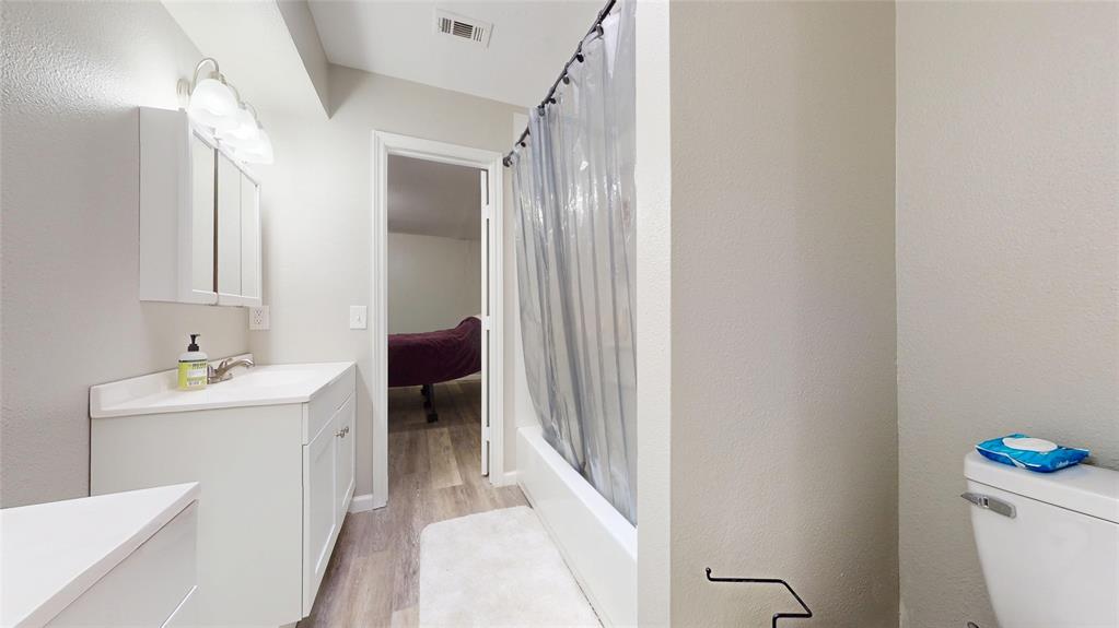 8001 Rothington Road, Unit 11 Dallas, TX 75227 - Photo 14 of 24 Gallery Image 14