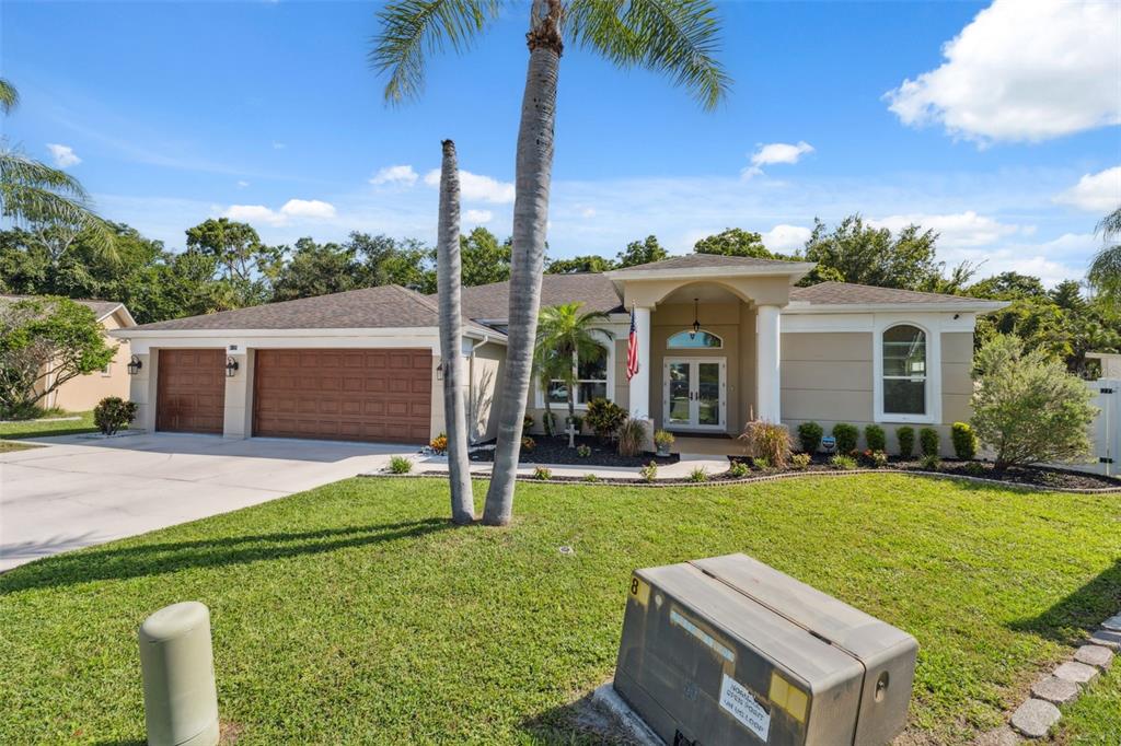 8125 Setters Point Drive New Port Richey, FL 34653 - Photo 38 of 58 Front Exterior