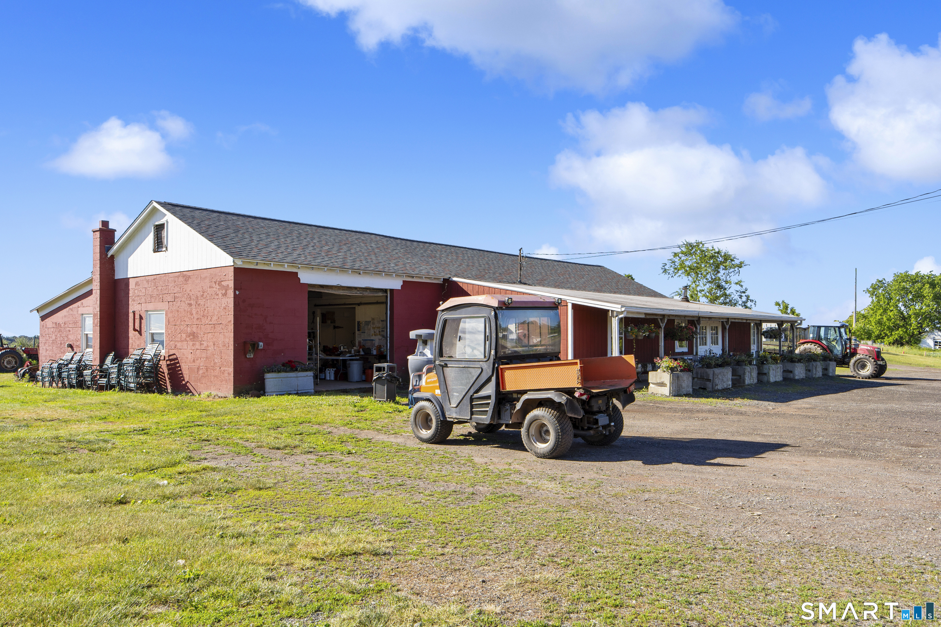 810 Dunbar Hill Road Hamden, CT 06514 - Photo 10 of 40 Farm Stand