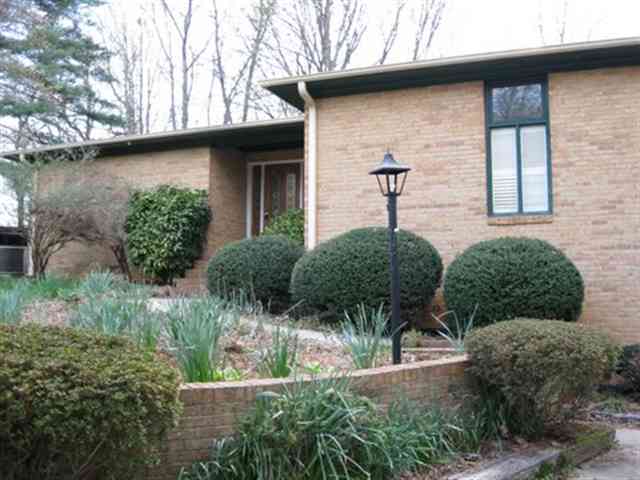 103 Bates Road Marietta, SC 29661 - Photo 1 of 11