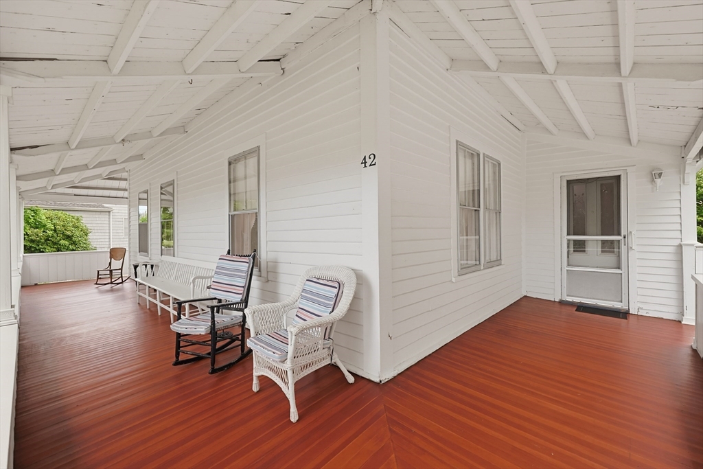 42 Flash Road Nahant, MA 01908 - Photo 10 of 41