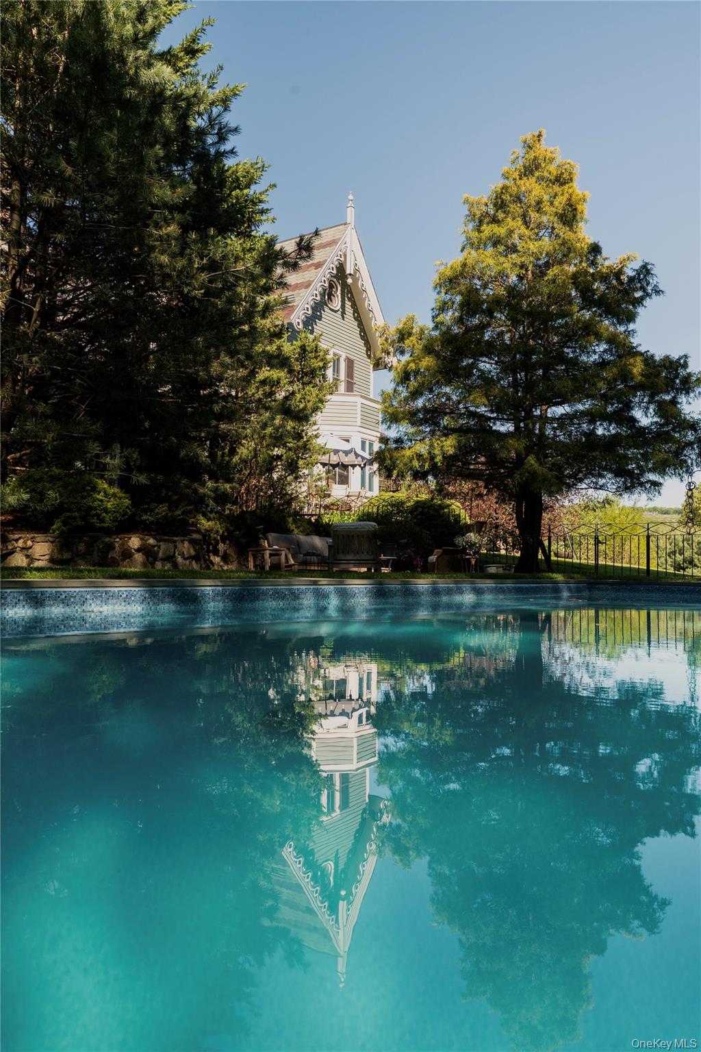 37 Paulding Avenue Cold Spring, NY 10516 - Photo 29 of 39 Heated saltwater pool