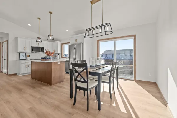 $450,000 | 2041 Bear Paw Trail, Kaukauna, WI 54130