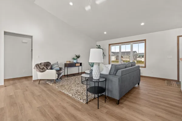 $450,000 | 2041 Bear Paw Trail, Kaukauna, WI 54130