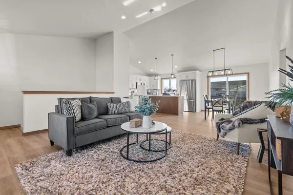 $450,000 | 2041 Bear Paw Trail, Kaukauna, WI 54130