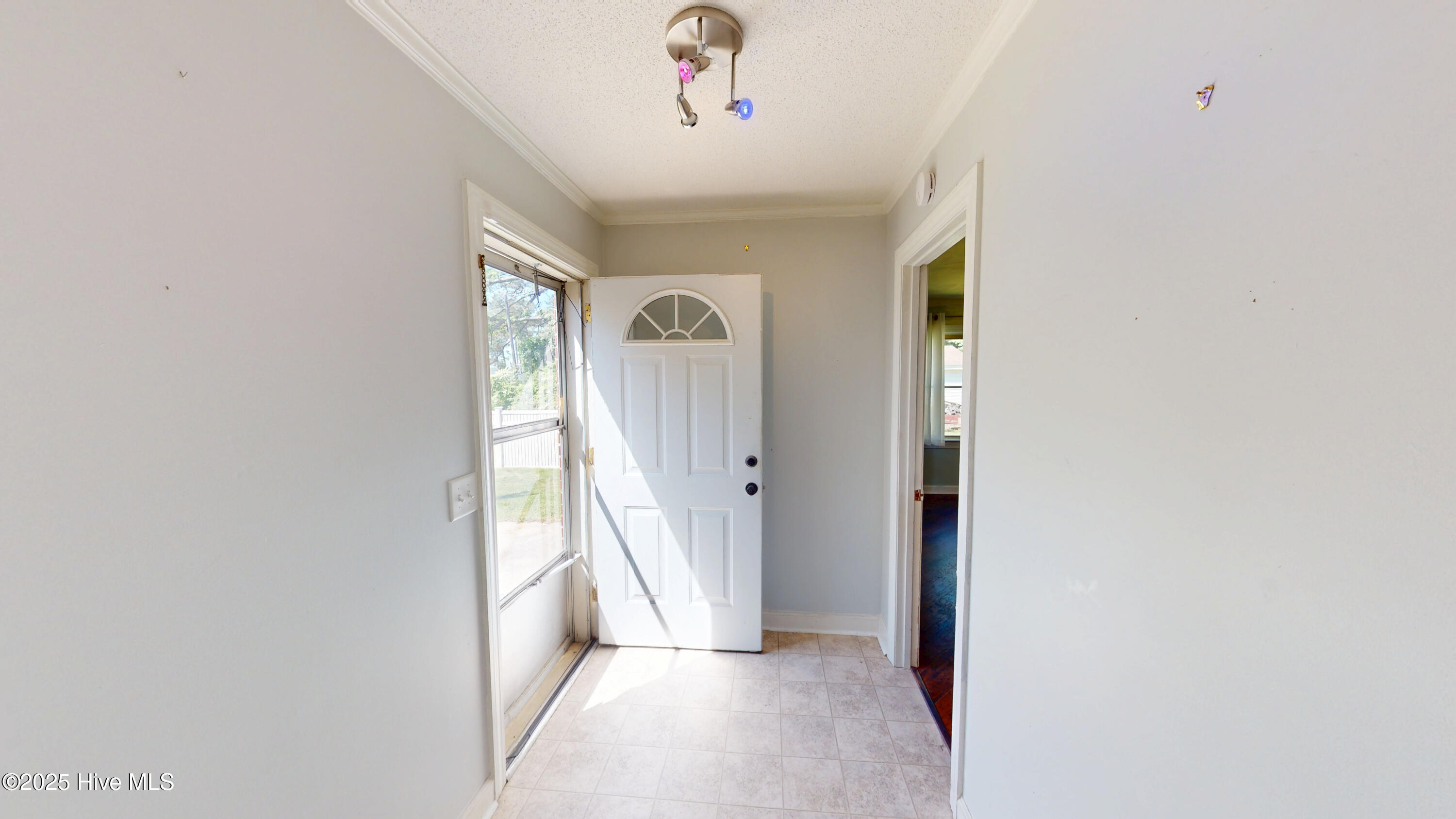 112 Rae Road Kinston, NC 28504 - Photo 19 of 35 04292025_082004