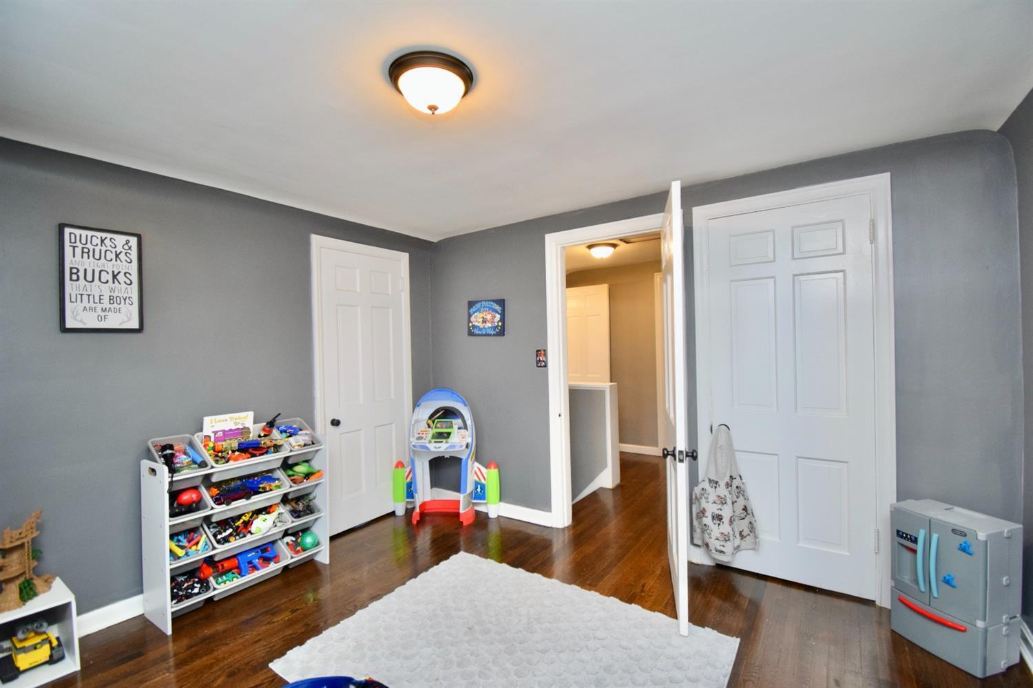 3948 Ruth Lane Cheviot, OH 45211 - Photo 42 of 50