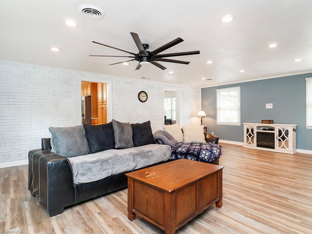1311 Fleming Road Greensboro, NC 27410 - Photo 20 of 50