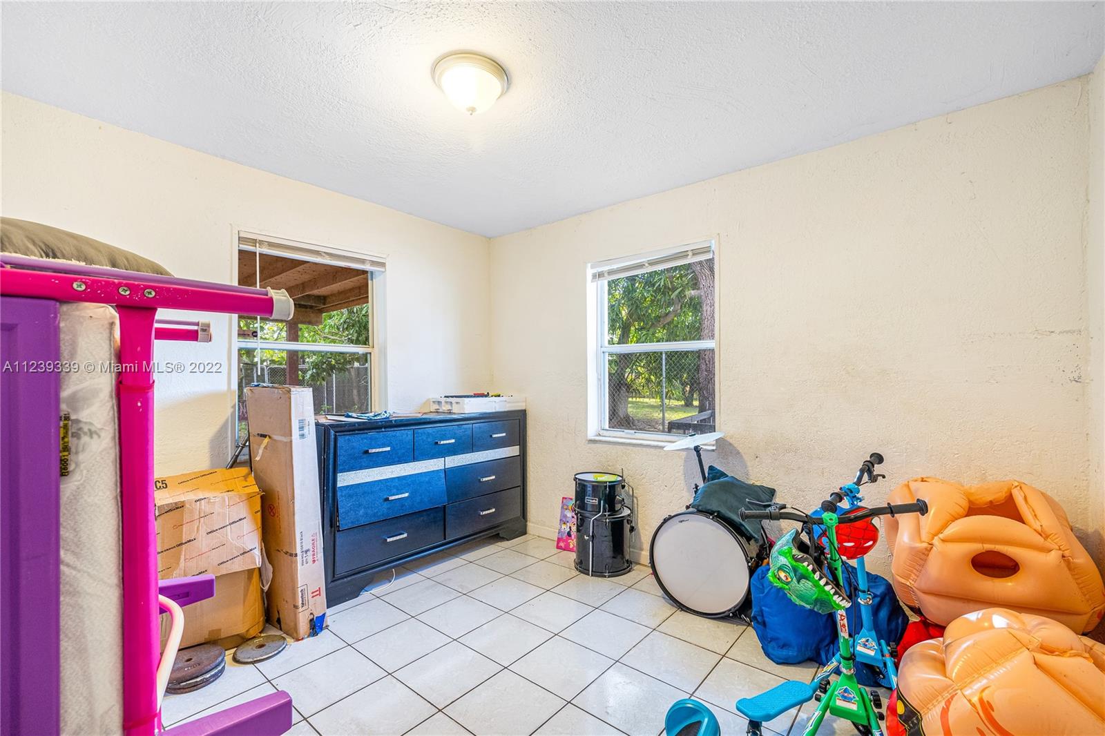 35 Virginia Road West Park, FL 33023 - Photo 14 of 22 Gallery Image 14