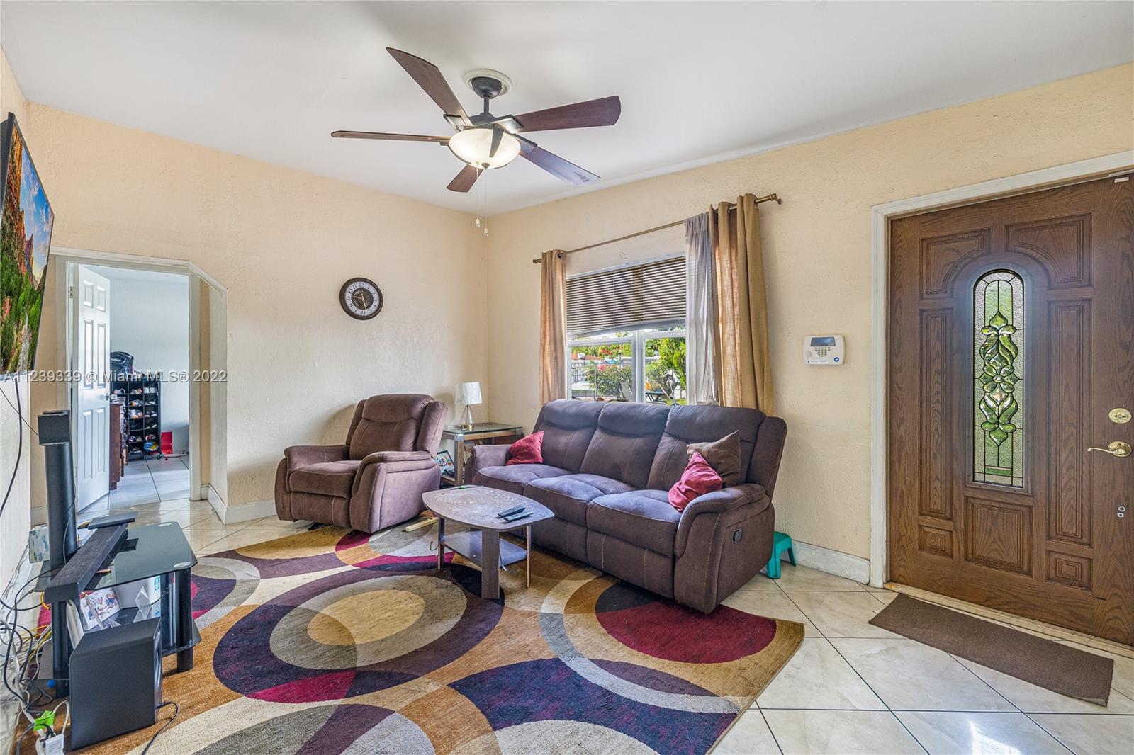 35 Virginia Road West Park, FL 33023 - Photo 3 of 22 Gallery Image 3
