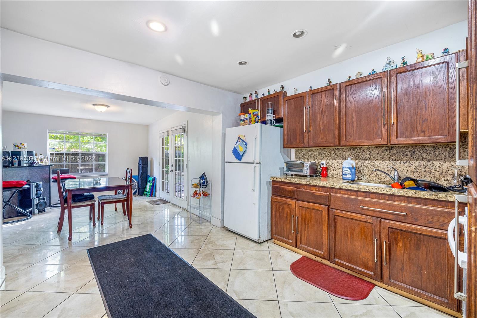 35 Virginia Road West Park, FL 33023 - Photo 6 of 22 Gallery Image 6