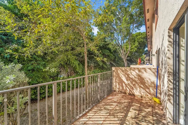 $1,900 | 9088 Northwest 40th Street, Coral Springs, FL 33065