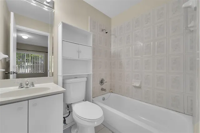 $1,900 | 9088 Northwest 40th Street, Coral Springs, FL 33065