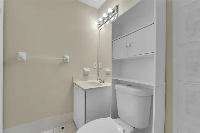 $1,900 | 9088 Northwest 40th Street, Coral Springs, FL 33065