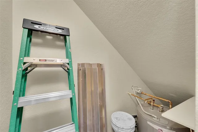 $1,900 | 9088 Northwest 40th Street, Coral Springs, FL 33065