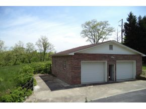 241 Hood Road Kingsport, TN 37660 - Photo 12 of 16 Photo 12