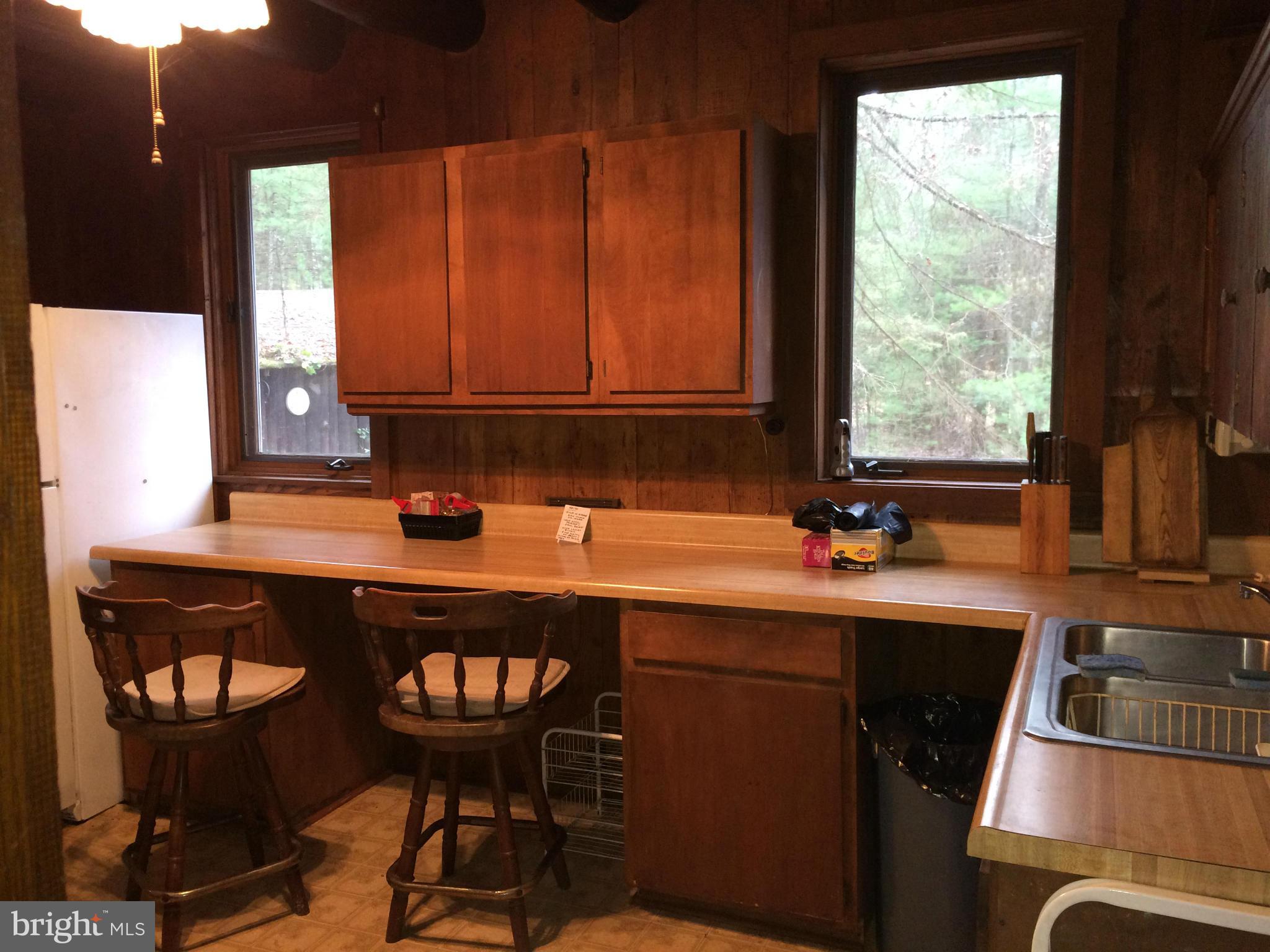 439 Corls Road Fayetteville, PA 17222 - Photo 5 of 10 Kitchen