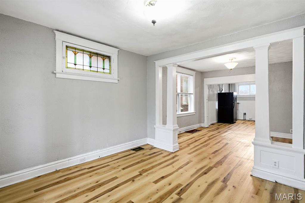 3322 North Hanley Road St. Louis, MO 63121 - Photo 2 of 36