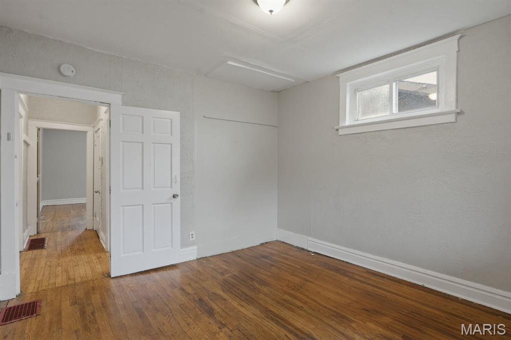 3322 North Hanley Road St. Louis, MO 63121 - Photo 22 of 36