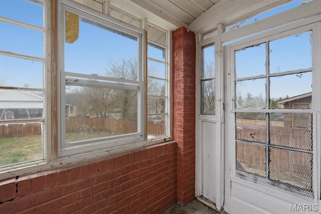 3322 North Hanley Road St. Louis, MO 63121 - Photo 29 of 36