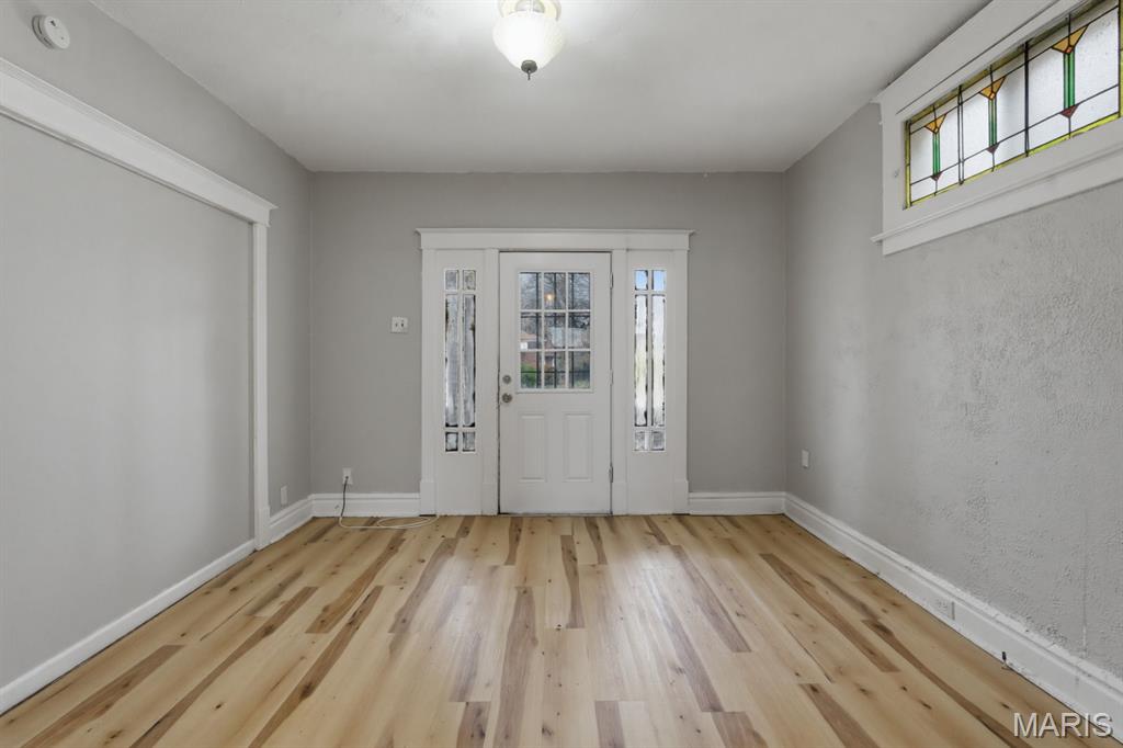 3322 North Hanley Road St. Louis, MO 63121 - Photo 7 of 36