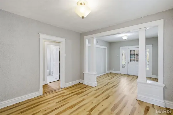 $90,000 | 3322 North Hanley Road, St. Louis, MO 63121