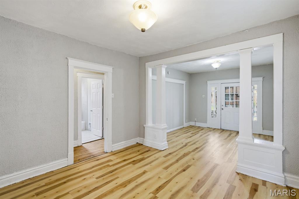 3322 North Hanley Road St. Louis, MO 63121 - Photo 8 of 36