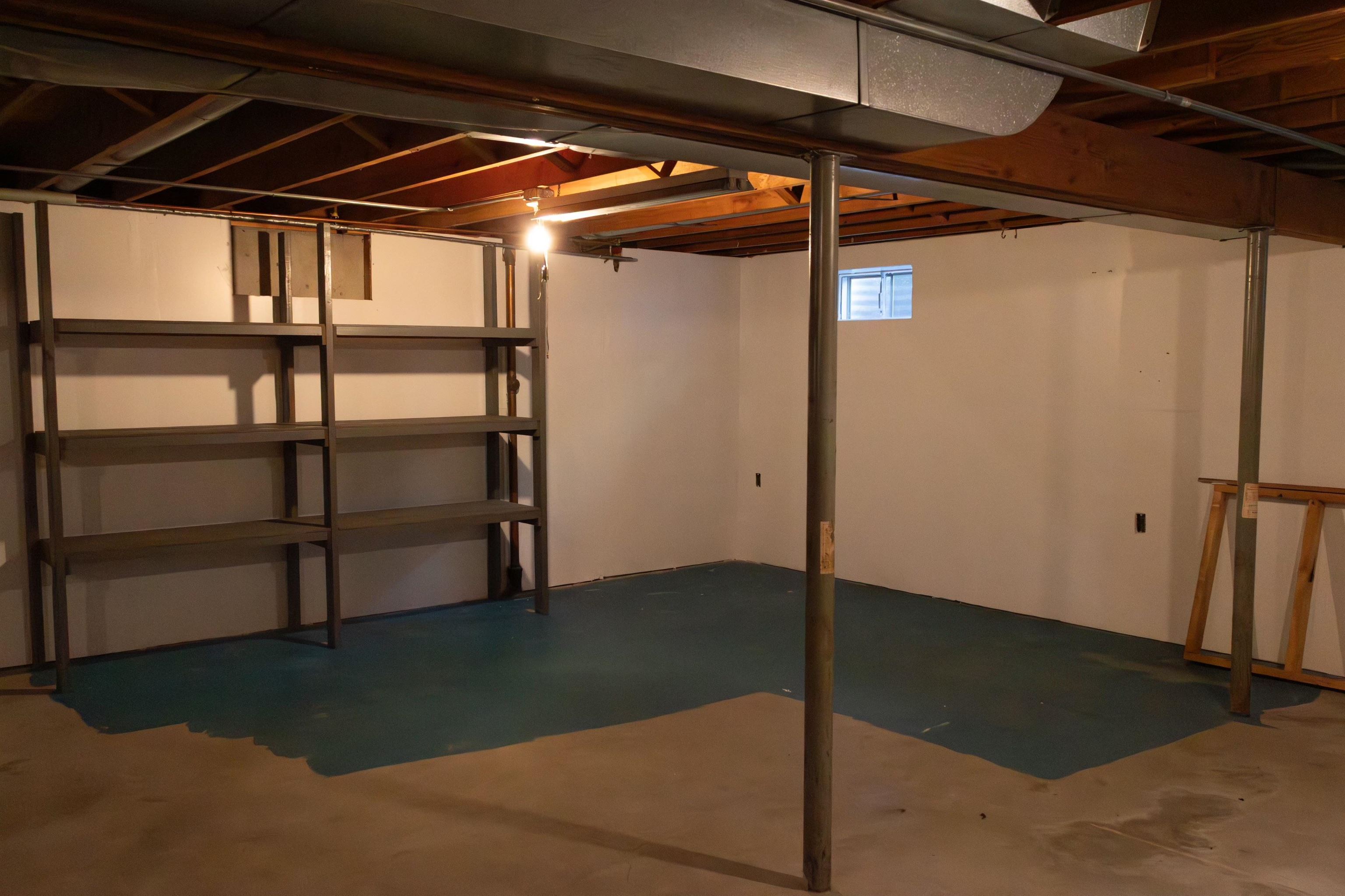 10520 Cemetery Road Pecatonica, IL 61063 - Photo 12 of 23 a view of an empty room