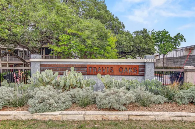 $1,700 | 2215 Post Road, Unit 2022, Austin, TX 78704