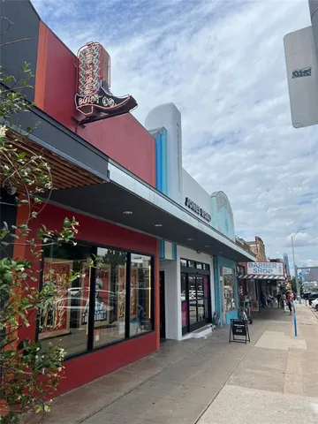 $1,700 | 2215 Post Road, Unit 2022, Austin, TX 78704