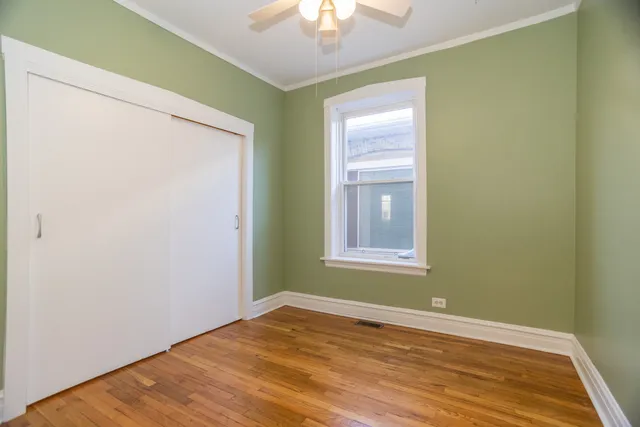 $1,900 | 3033 West Gunnison Street, Unit 1, Chicago, IL 60625