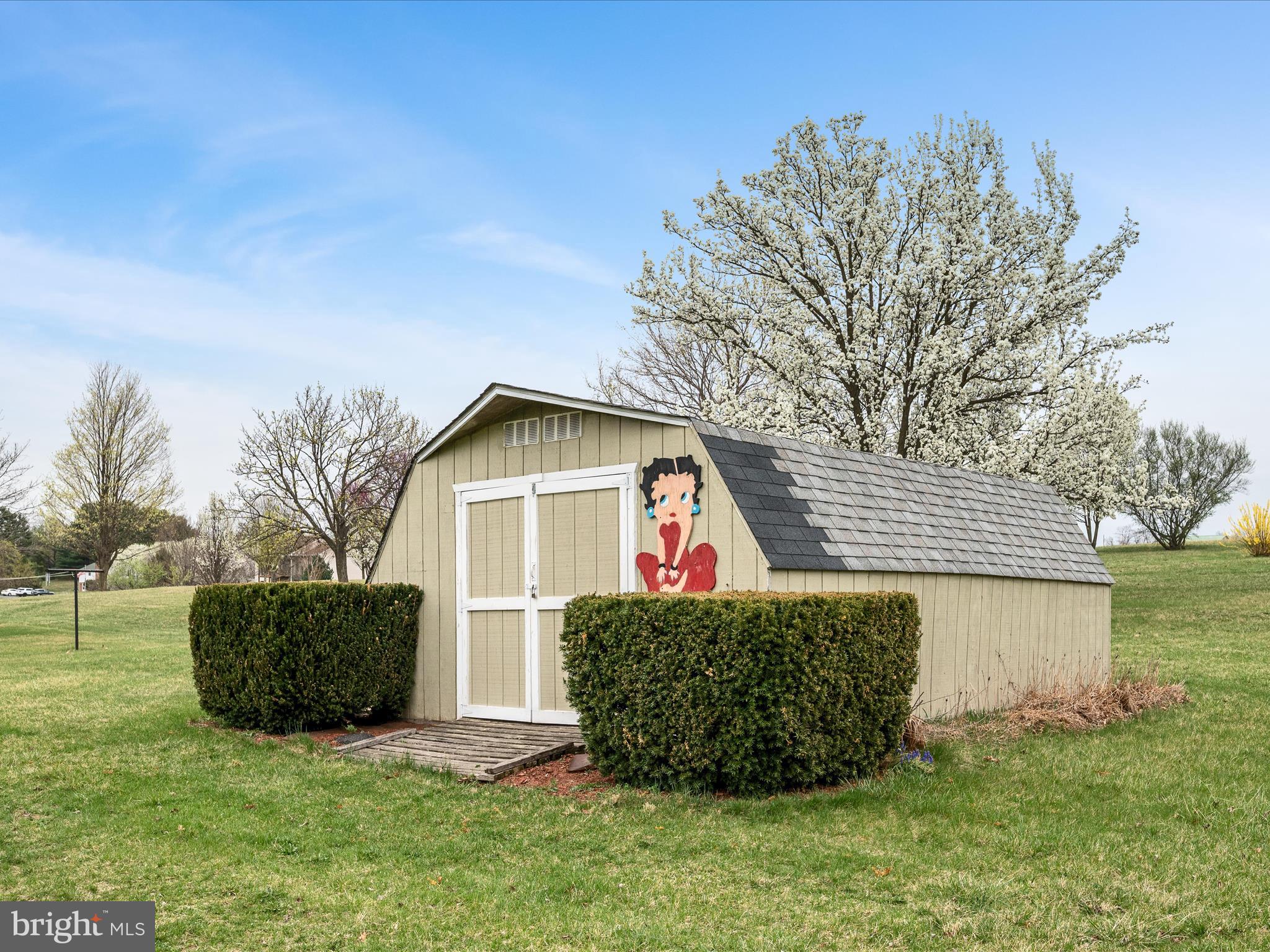 5321 Middle Road Winchester, VA 22602 - Photo 50 of 66 Shed