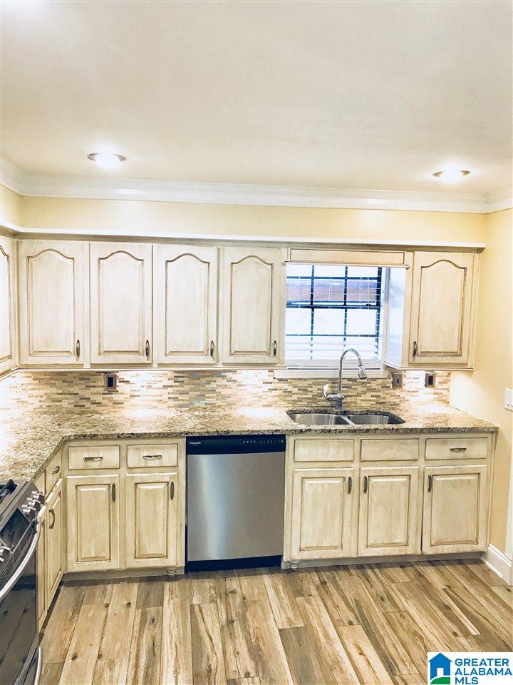 1317 8th Street Pleasant Grove, AL 35127 - Photo 11 of 33