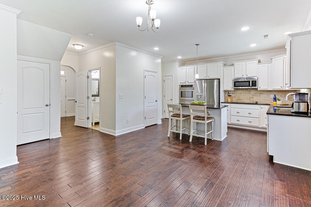 325 Parrish Lane Carthage, NC 28327 - Photo 6 of 39 kitchen