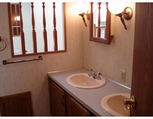 735 Cardinal Apollo, PA 15613 - Photo 8 of 12 Master Bath/Spa.