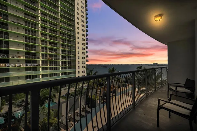 $3,200 | 1750 North Bayshore Drive, Unit 1405, Miami, FL 33132