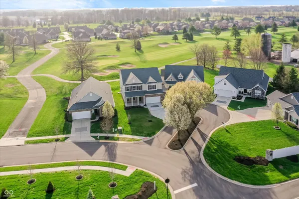 $595,000 | 2159 Somerset Drive, Franklin, IN 46131