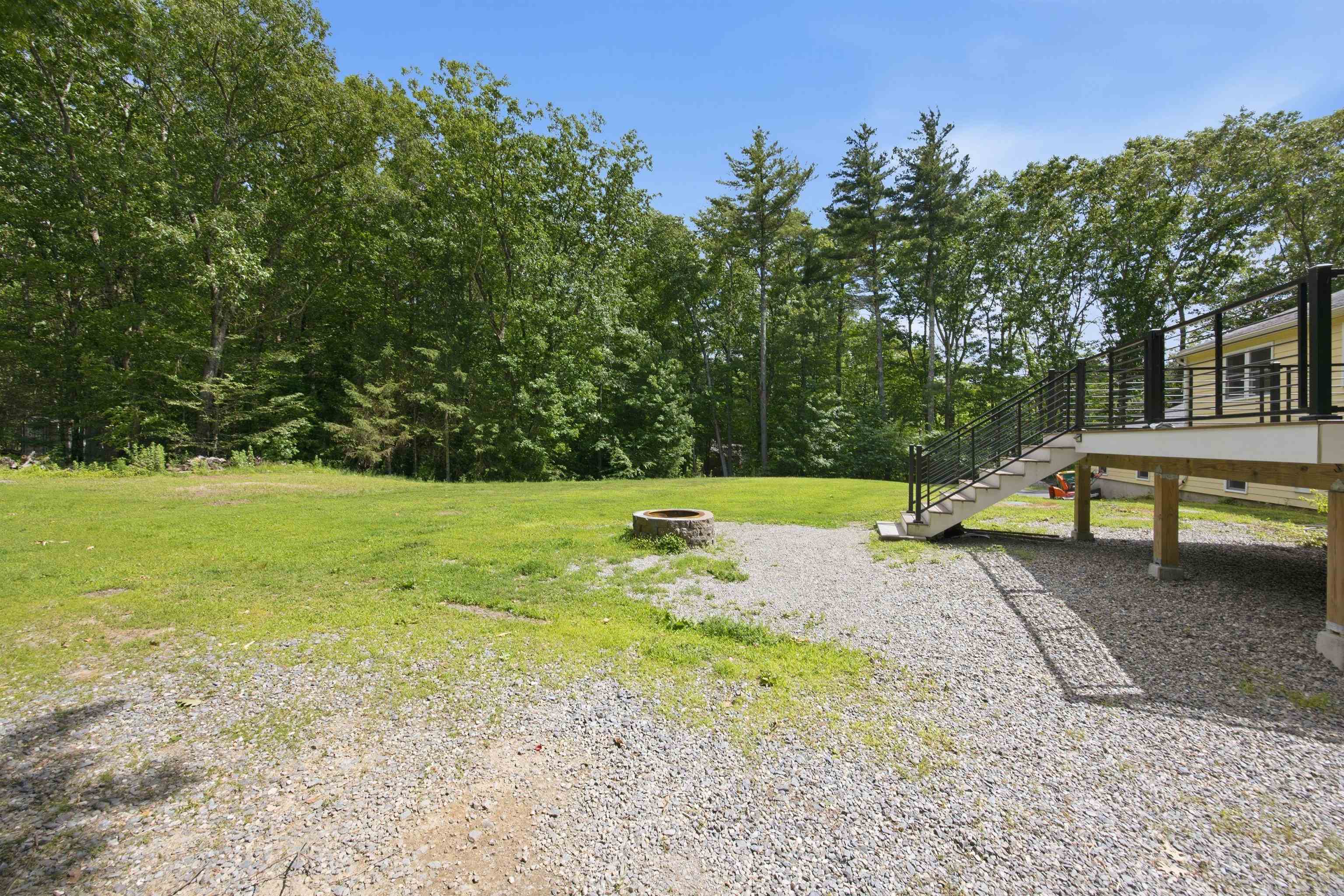 3 Ridgewood Drive Kingston, NH 03848 - Photo 8 of 59