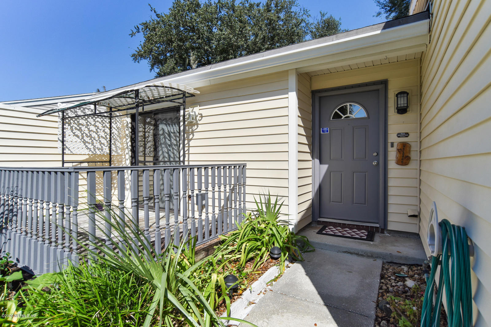 8333 Gemini Road Jacksonville, FL 32216 - Photo 3 of 25 Front Door View
