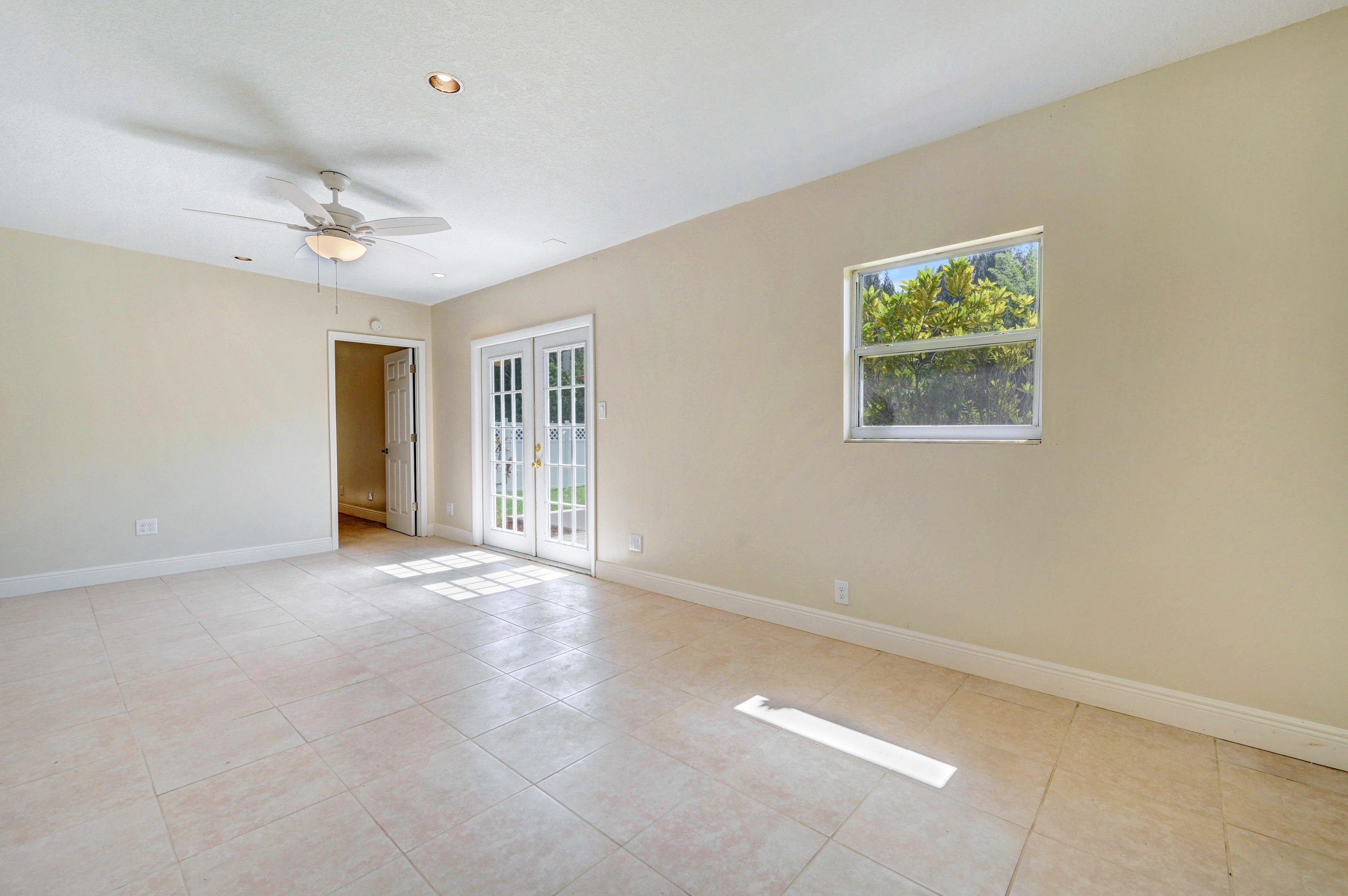 3760 Harlock Road Melbourne, FL 32934 - Photo 16 of 22 DSC_1800