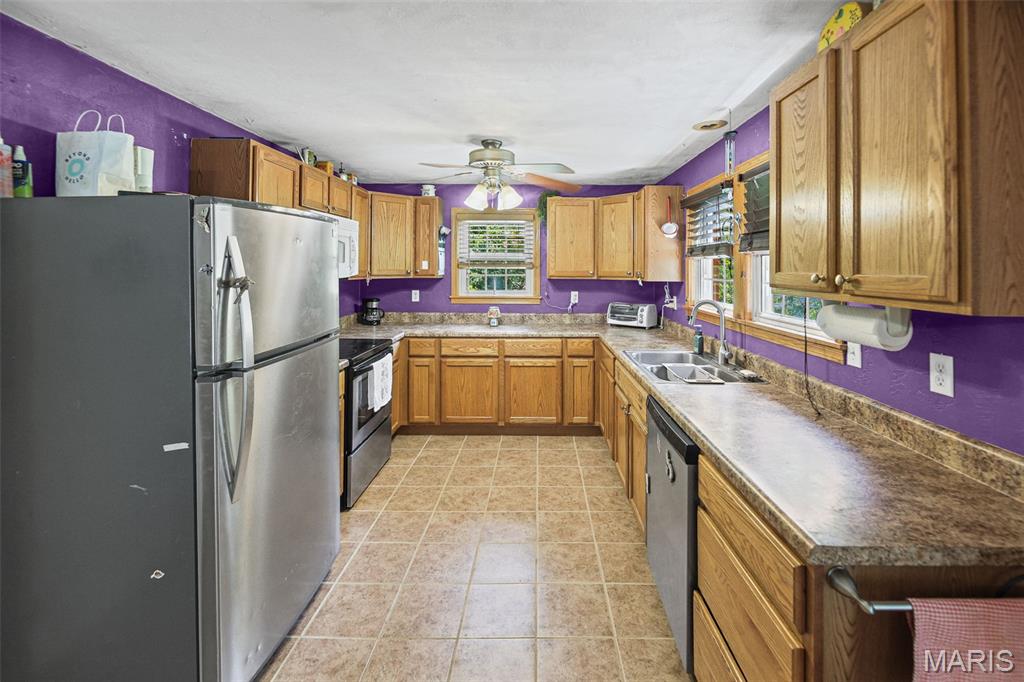 1615 Highway 156 Waterloo, IL 62298 - Photo 17 of 35