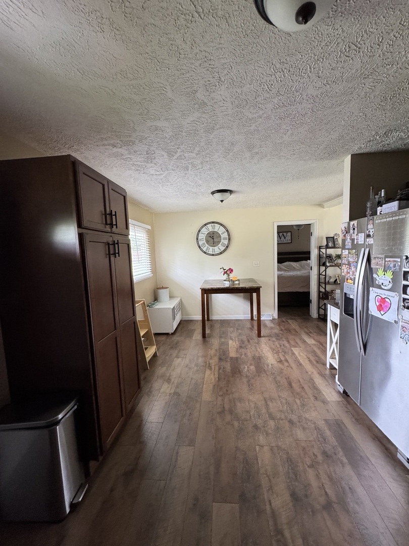326 Rowe Drive Bloomington, IL 61701 - Photo 11 of 20