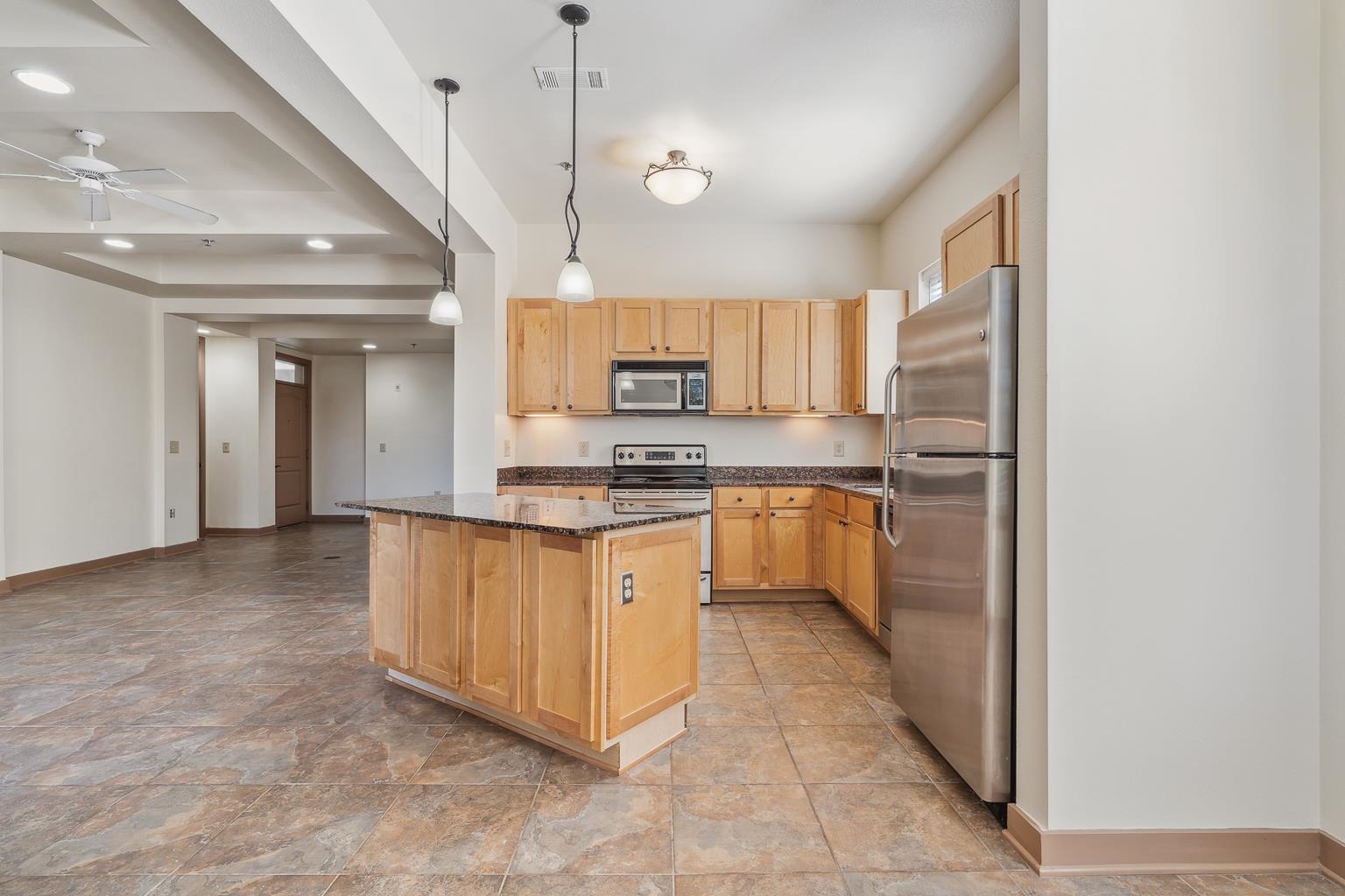 1430 Regency Road, Unit H201 Gulf Shores, AL 36542 - Photo 26 of 49 Kitchen