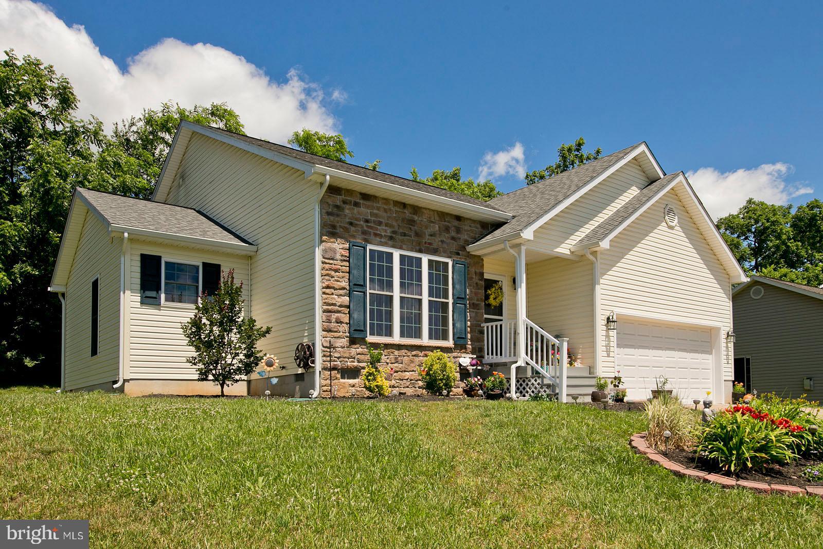 Really nice home on Landscaped lot