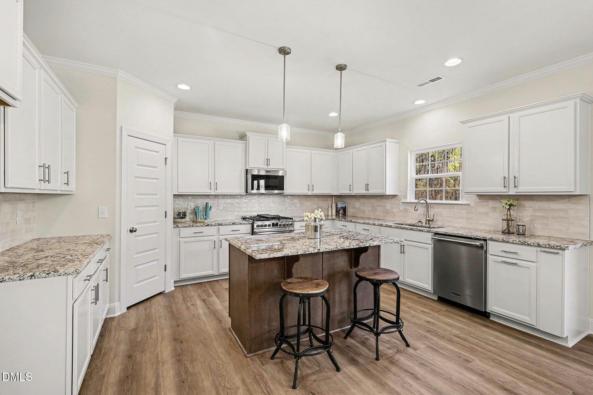 51 Starlet Rdg Way Clayton, NC 27520 - Photo 3 of 29