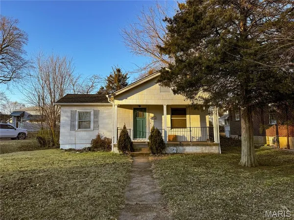 $182,500 | 6935 Pernod Avenue, St. Louis, MO 63139