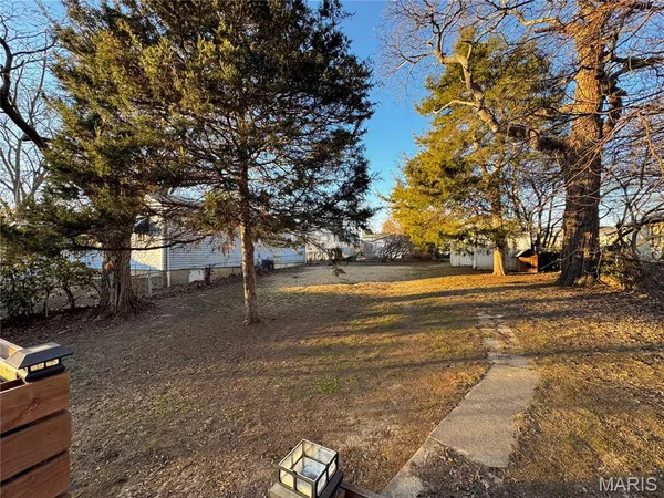 $182,500 | 6935 Pernod Avenue, St. Louis, MO 63139
