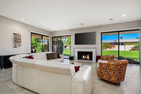 $899,000 | 43 Cornell Drive, Rancho Mirage, CA 92270