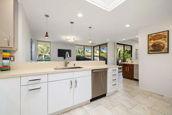 $899,000 | 43 Cornell Drive, Rancho Mirage, CA 92270